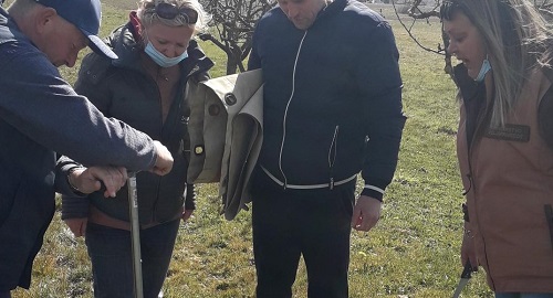 U SISAČKO-MOSLAVAČKOJ ŽUPANIJI ODRŽANE DVIJE DEMONSTRACIJSKE AKTIVNOSTI „UZIMANJE UZORAKA TLA ZA ANALIZU I MJERENJE ZBIJENOSTI TLA“